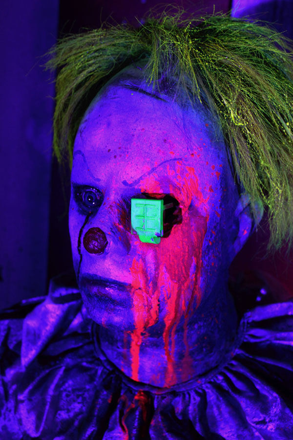 3D UV Halloween Prop Glow Clown 2